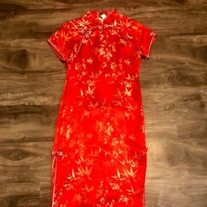 Traditional Chinese silk lucky red Qi pao dress